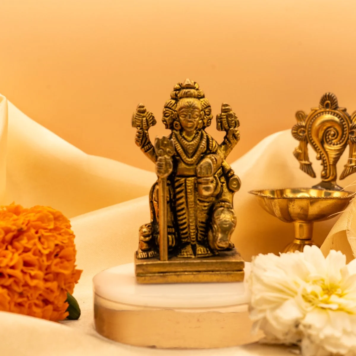 Dattatreya Murti Idol view 3