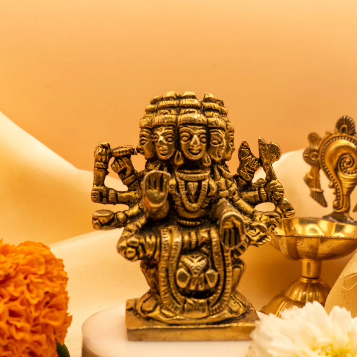 Gayatri MATA Idol 8 cm view 2