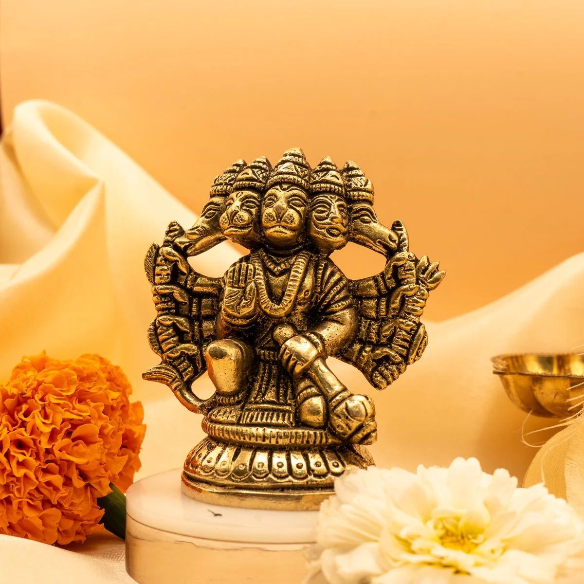 Hanuman ji with Pahad Sanjeevani Parbat Idol view 7