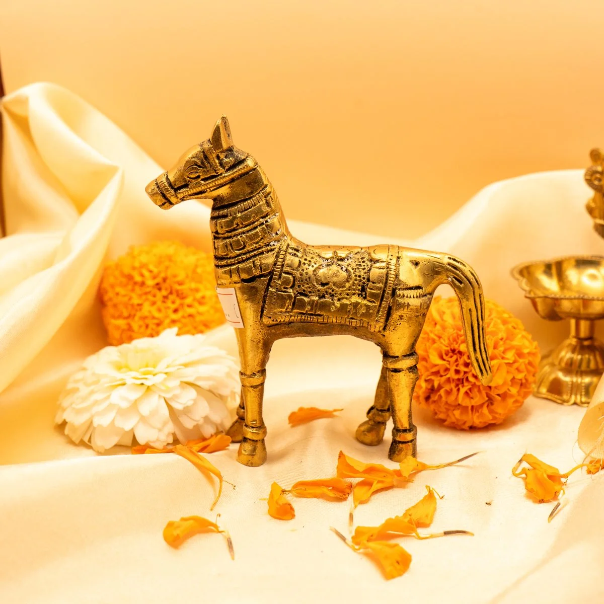 Horse Statue view 4