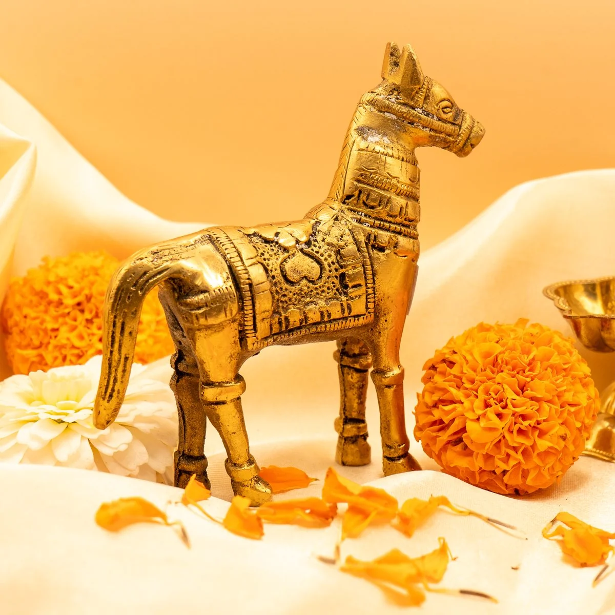 Horse Statue view 7