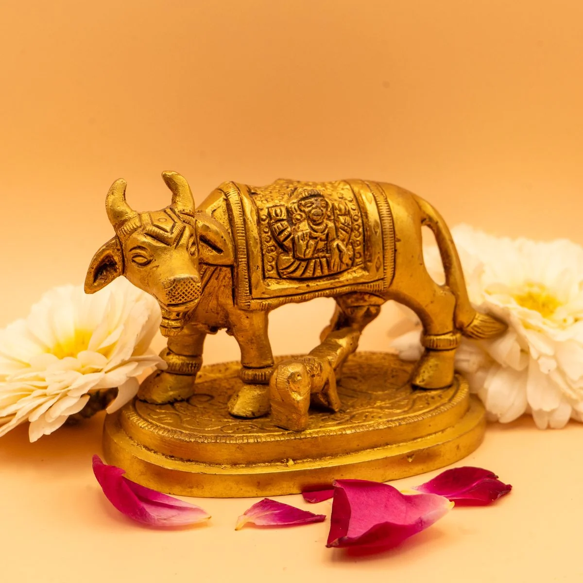 Kamdhenu Cow with Calf Idol in Brass view 2