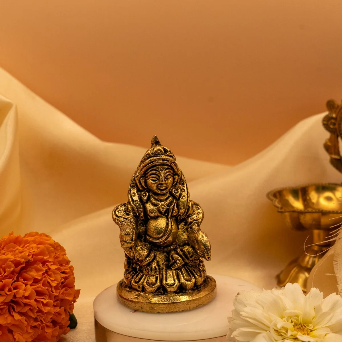 Lord Kuber Murti, Idol (7 cm) view 2